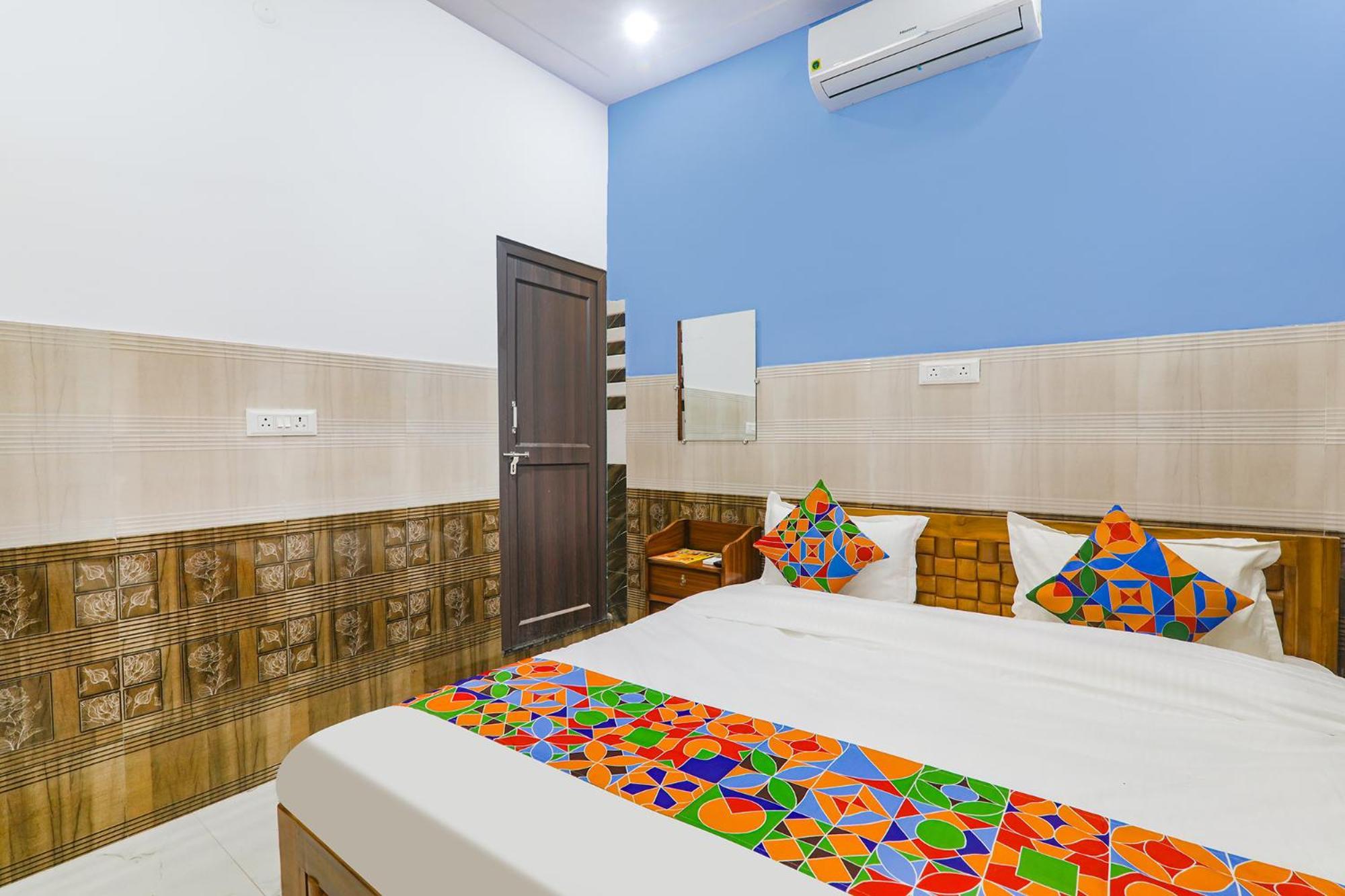 Hotel Fabexpress Shree Siya Raman - 500M From Shri Ram Janam Bhumi Ayodhya Exterior foto